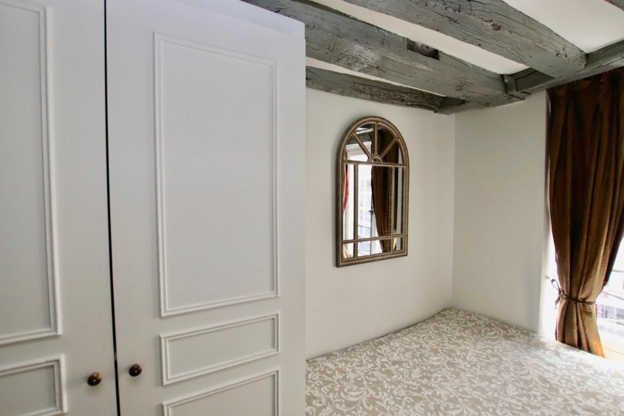 Appartement Vivienne Parigi Esterno foto